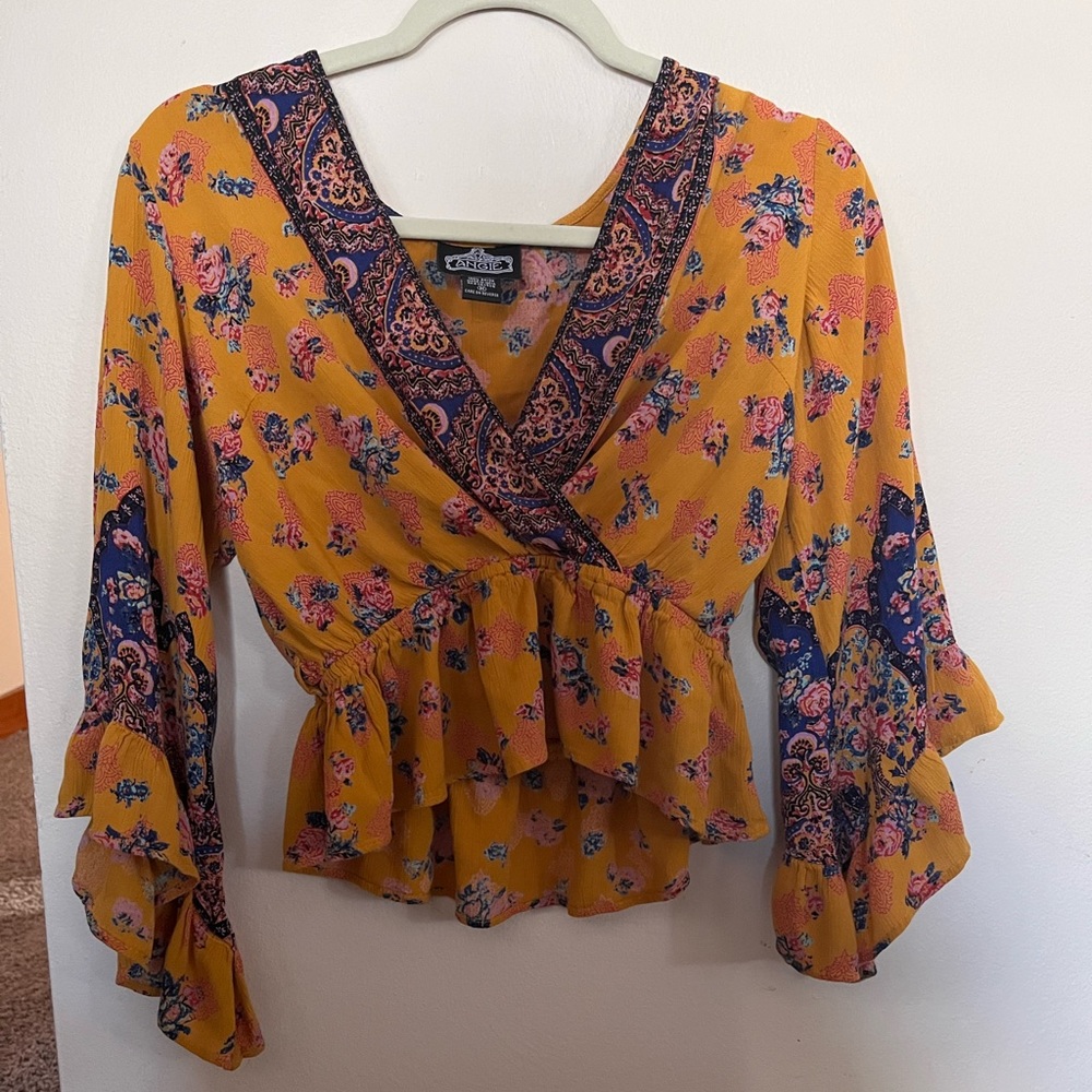 Flowy Floral Crop Top